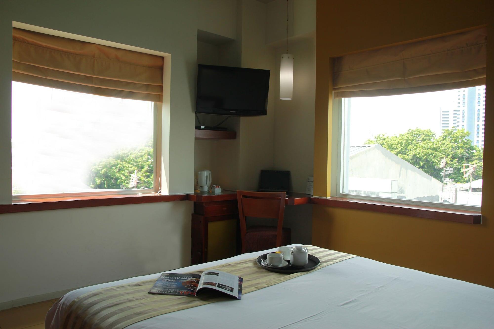 สปาร์คส ไลฟ์ จาการ์ตา บริหารโดยอาร์ตโฮเทล Hotel ภายนอก รูปภาพ