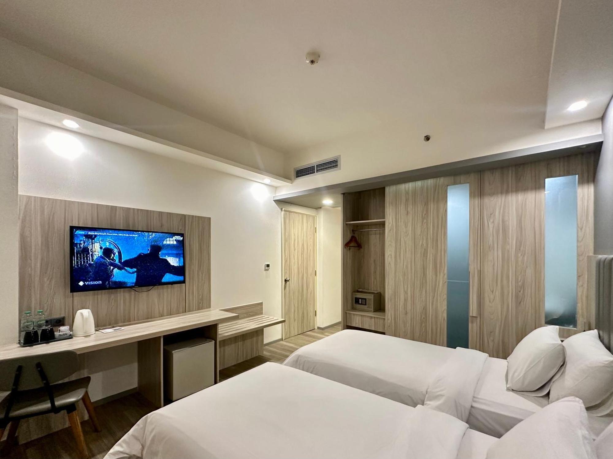 สปาร์คส ไลฟ์ จาการ์ตา บริหารโดยอาร์ตโฮเทล Hotel ภายนอก รูปภาพ