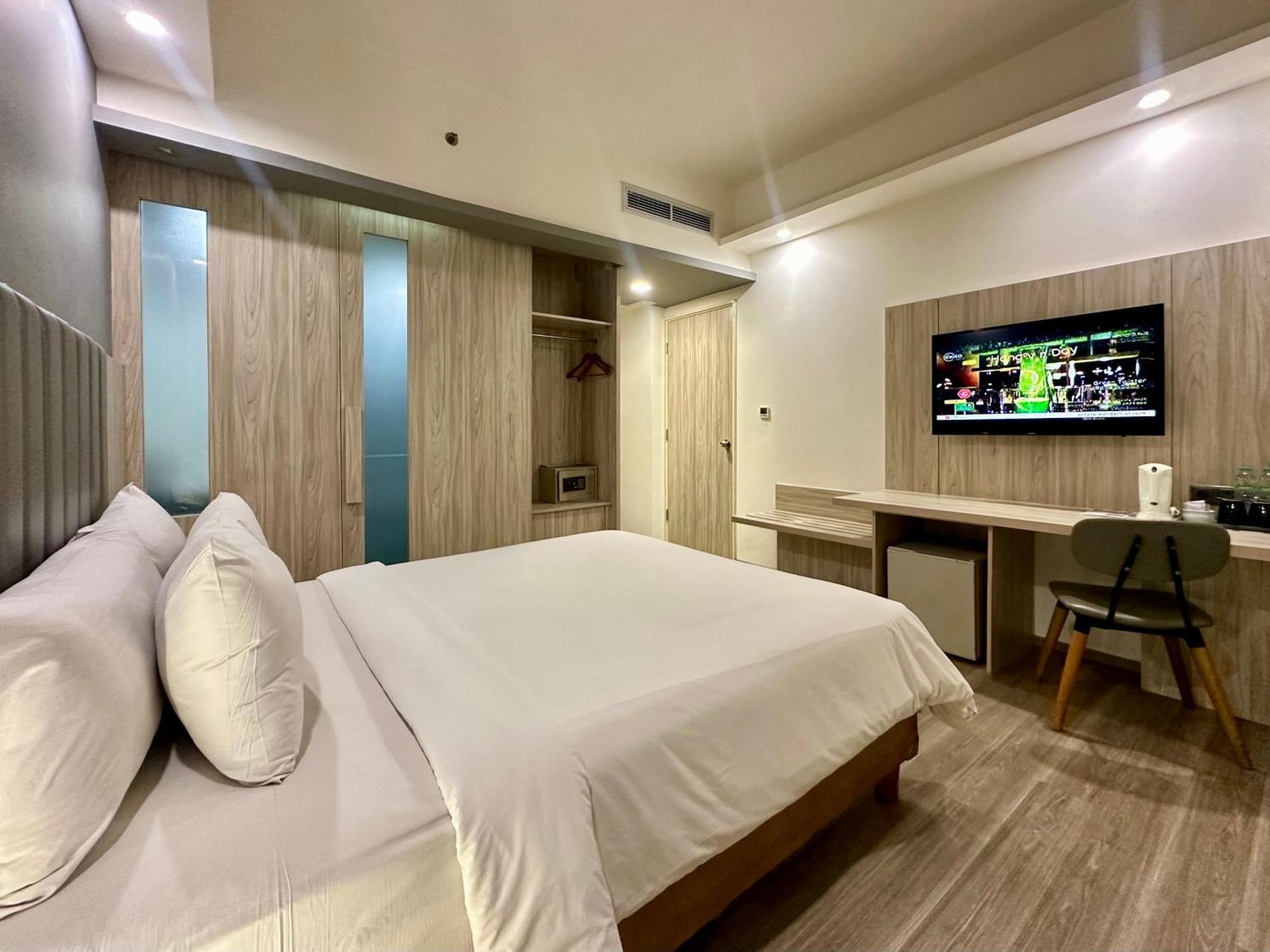 สปาร์คส ไลฟ์ จาการ์ตา บริหารโดยอาร์ตโฮเทล Hotel ภายนอก รูปภาพ